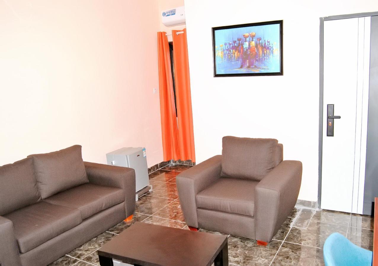 High Level Apartment Haatso Екстер'єр фото