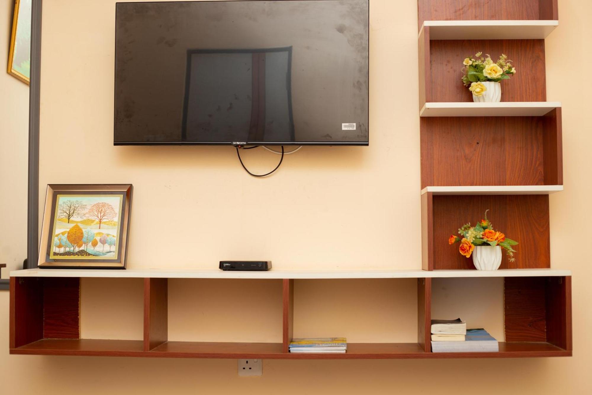High Level Apartment Haatso Екстер'єр фото