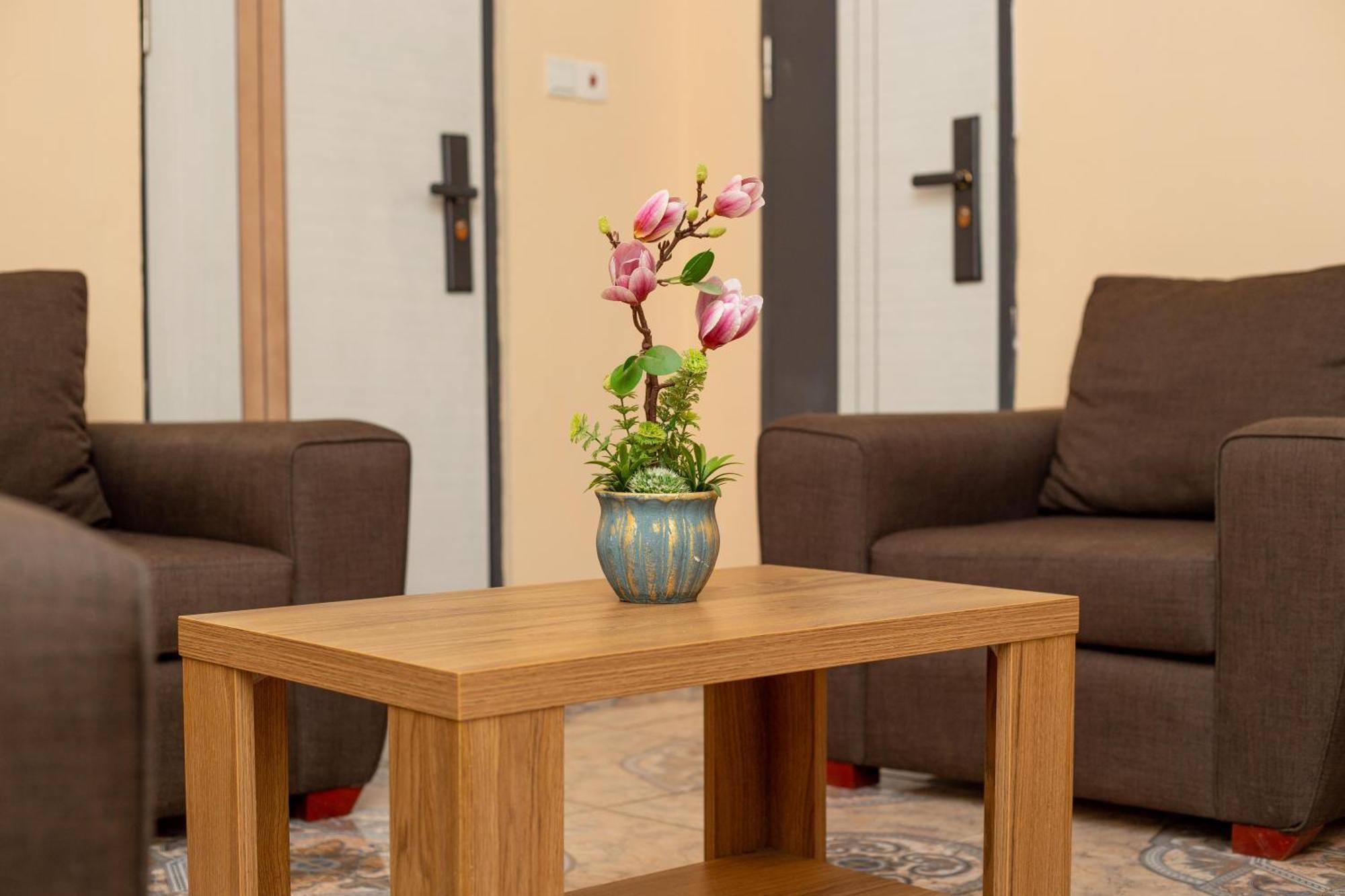 High Level Apartment Haatso Екстер'єр фото
